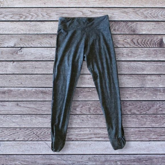 Victoria Sport Cropped Leggings Heather Grey‎ Medium - Picture 1 of 7